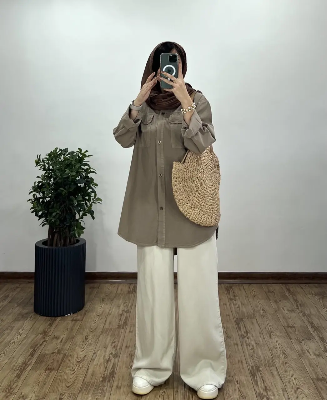 مانتو لینن طلوع